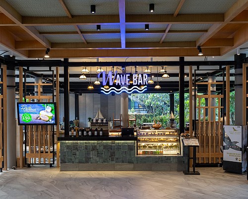 Wave Restaurant & Bar